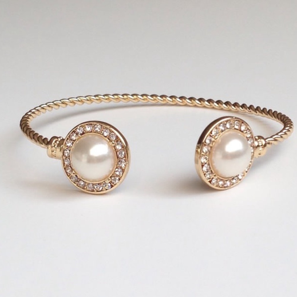 GOLD PLATED CUFF BRACELET